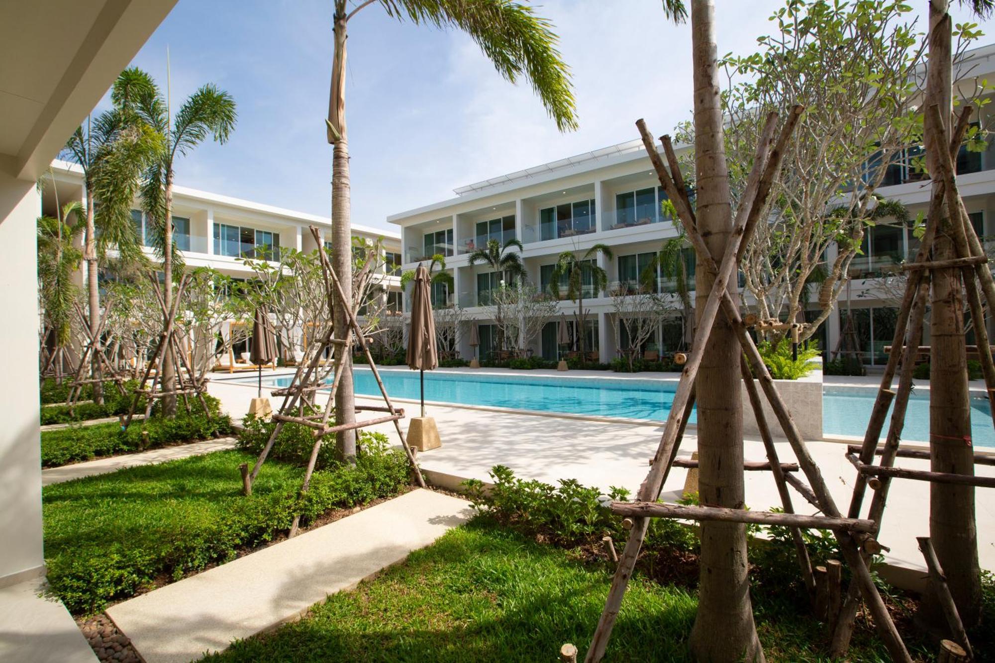 Niranapa Boutique Resort Praia de Kata Exterior foto